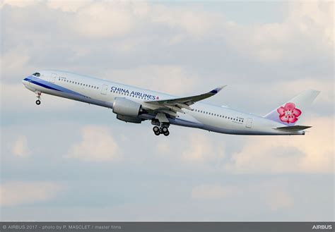 中華航空公司 .